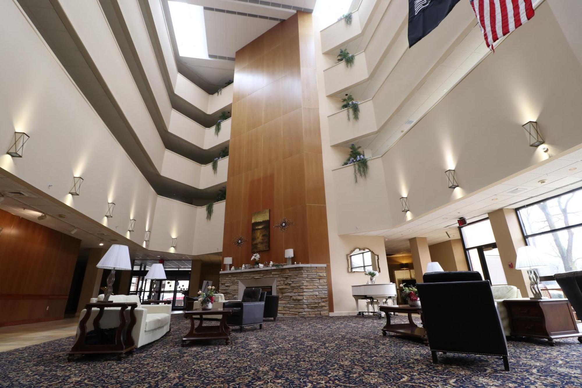 Hotel Mead Resorts & Conventions Center Уисконсин Рапидс Екстериор снимка