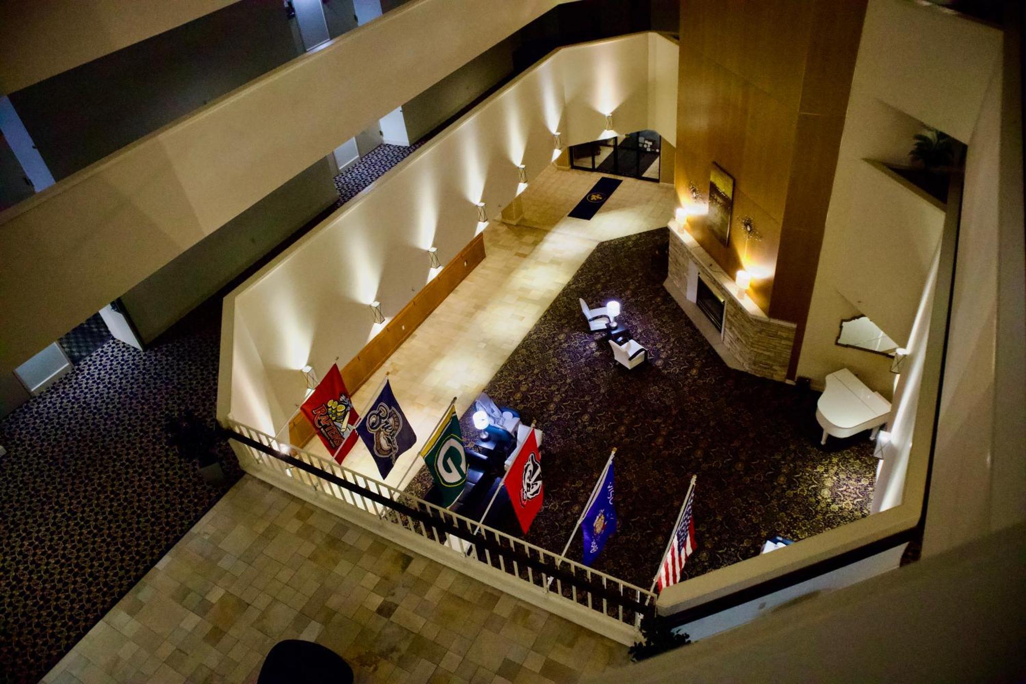 Hotel Mead Resorts & Conventions Center Уисконсин Рапидс Екстериор снимка