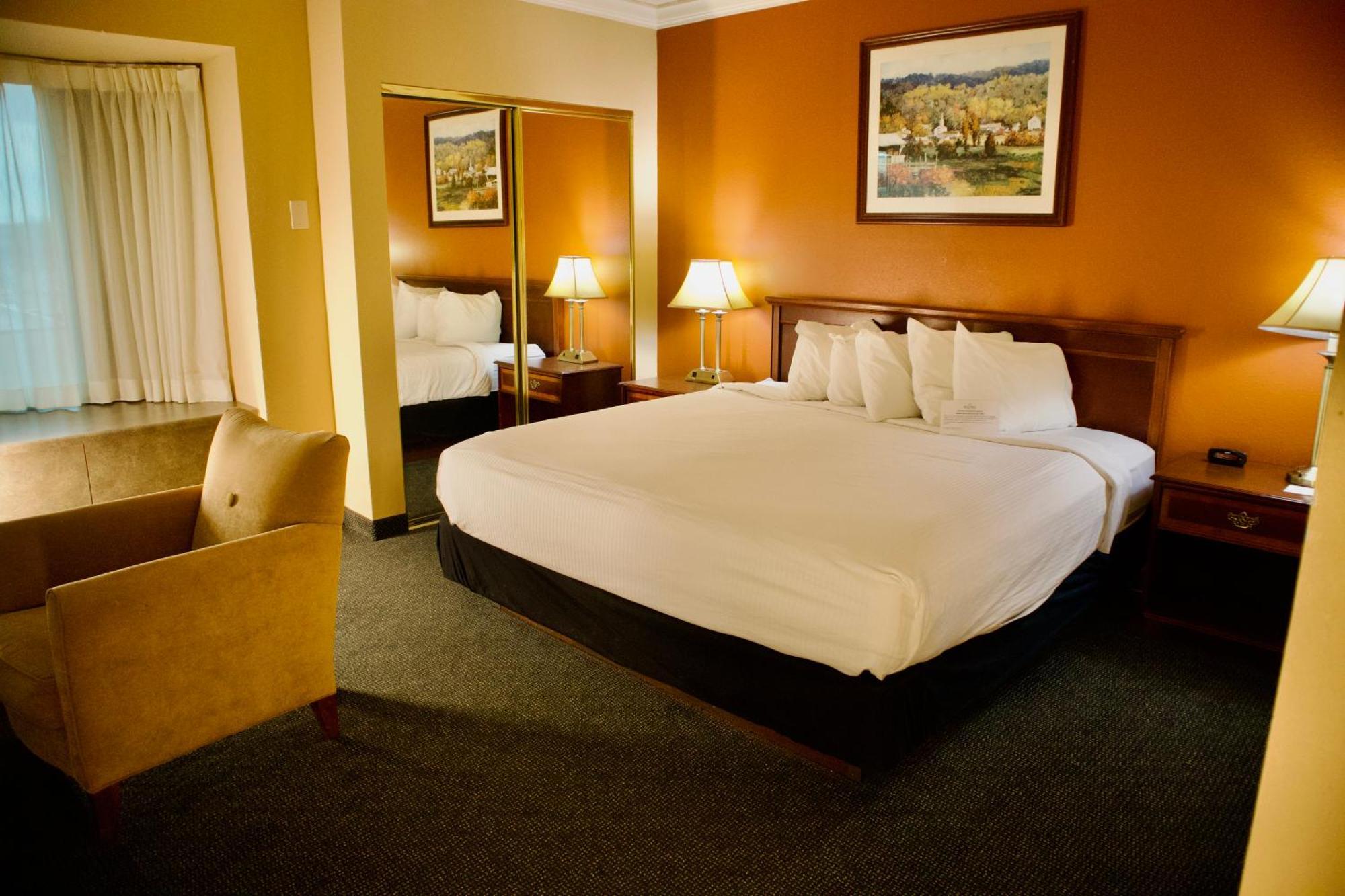 Hotel Mead Resorts & Conventions Center Уисконсин Рапидс Екстериор снимка