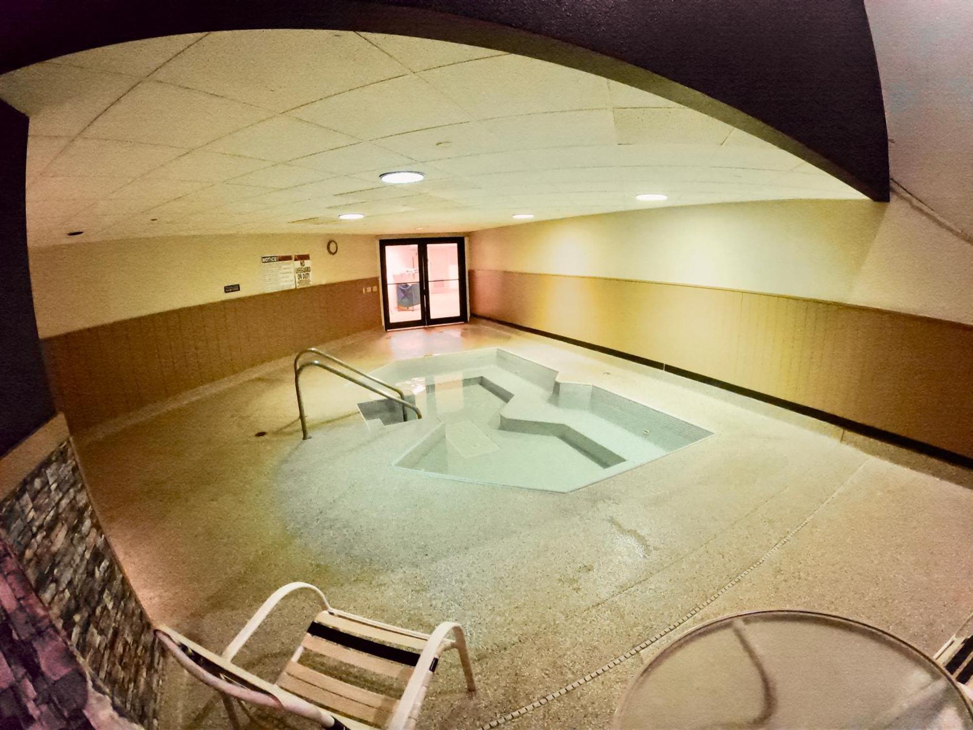 Hotel Mead Resorts & Conventions Center Уисконсин Рапидс Екстериор снимка