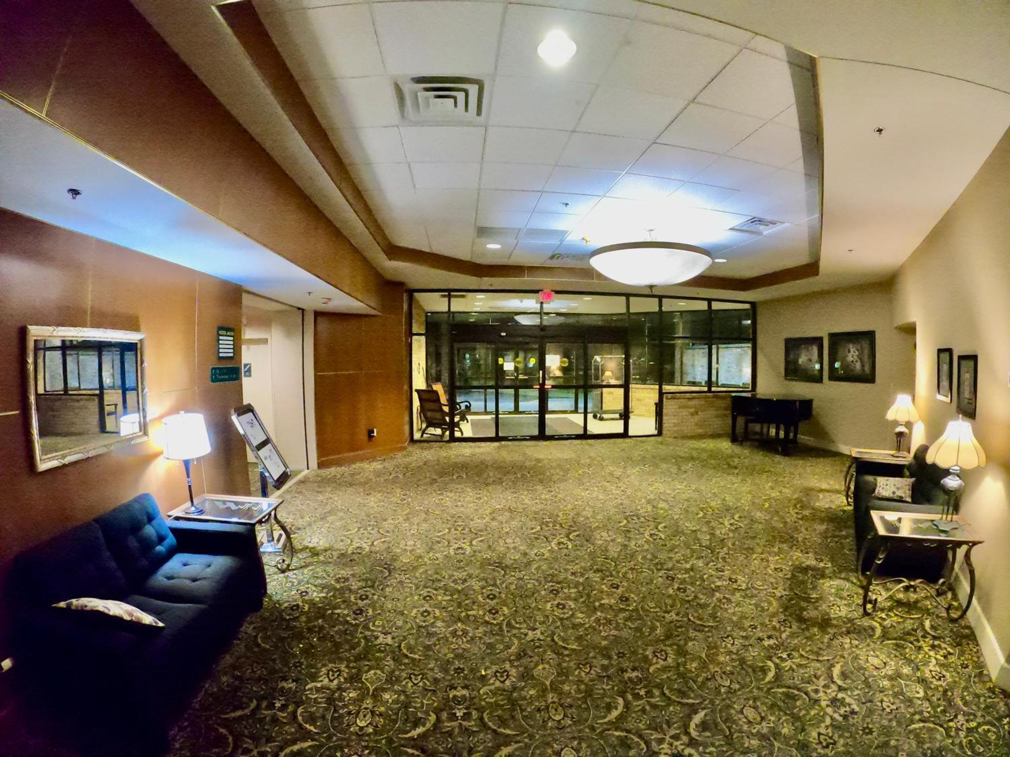 Hotel Mead Resorts & Conventions Center Уисконсин Рапидс Екстериор снимка